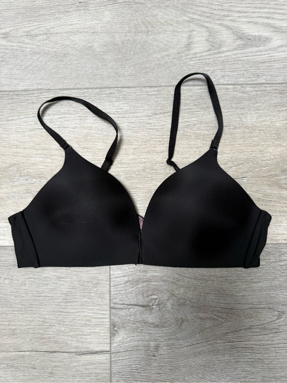Victoria's Secret Black Smooth T-Shirt Bra
